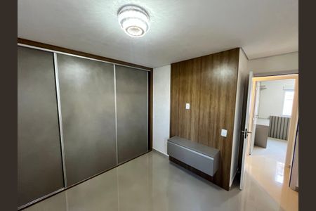 Casa de condomínio à venda com 124m², 3 quartos e 2 vagasSuíte