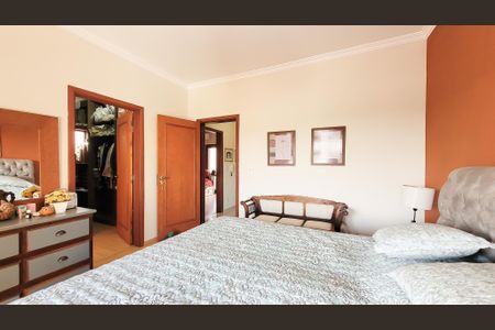 Casa de condomínio à venda com 276m², 4 quartos e 4 vagas Casa de condomínio à venda com 276m², 4 quartos e 4 vagasSuíte master