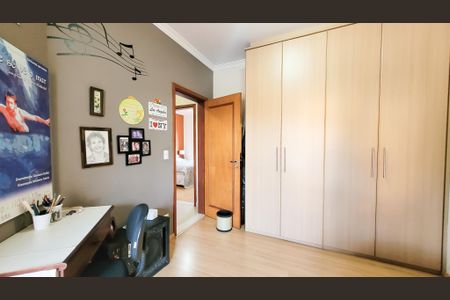 Casa de condomínio à venda com 276m², 4 quartos e 4 vagas Casa de condomínio à venda com 276m², 4 quartos e 4 vagasSuíte 1