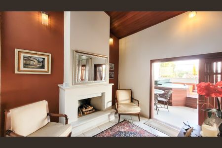 Casa de condomínio à venda com 276m², 4 quartos e 4 vagas Casa de condomínio à venda com 276m², 4 quartos e 4 vagasSala de Estar