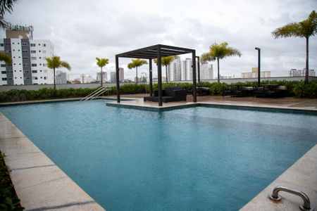 Apartamento à venda com 71m², 2 quartos e 1 vaga Apartamento à venda com 71m², 2 quartos e 1 vagaPiscina