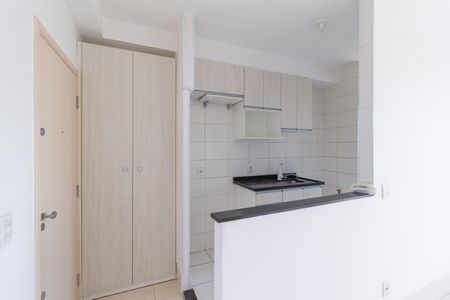 Apartamento à venda com 57m², 2 quartos e 1 vaga Apartamento à venda com 57m², 2 quartos e 1 vagaCozinha e área de serviço