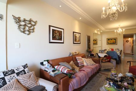 Apartamento à venda com 117m², 3 quartos e 2 vagasSala