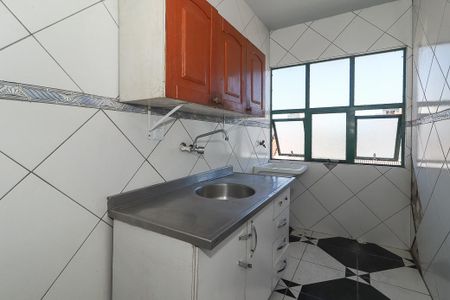 Cozinha de apartamento para alugar com 1 quarto, 30m² em Floresta, Porto Alegre