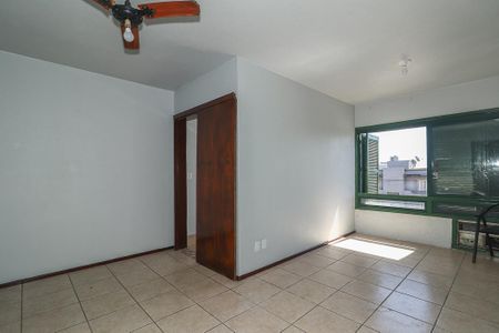 Sala / Quarto de kitnet/studio para alugar com 0 quarto, 30m² em Floresta, Porto Alegre