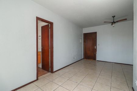 Sala / Quarto de kitnet/studio para alugar com 0 quarto, 30m² em Floresta, Porto Alegre
