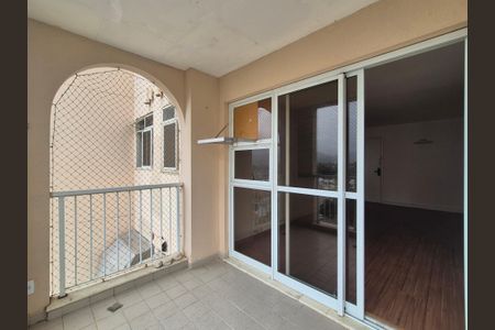 Apartamento à venda com 88m², 2 quartos e 2 vagas Apartamento à venda com 88m², 2 quartos e 2 vagasVaranda