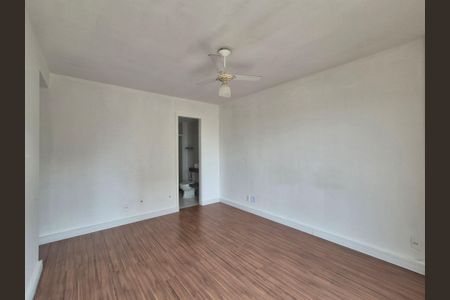 Apartamento à venda com 88m², 2 quartos e 2 vagas Apartamento à venda com 88m², 2 quartos e 2 vagasSuíte