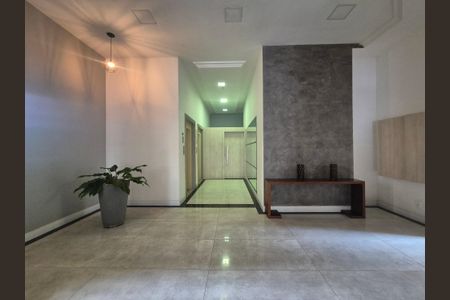 Apartamento à venda com 88m², 2 quartos e 2 vagas Apartamento à venda com 88m², 2 quartos e 2 vagasHall de Entrada