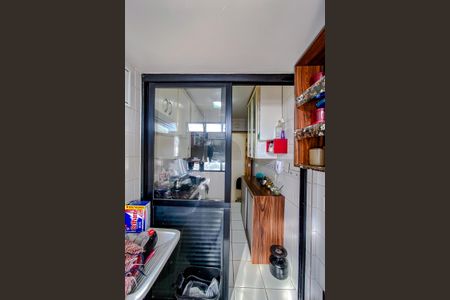 Apartamento à venda com 60m², 2 quartos e 1 vagaÁrea de Serviço