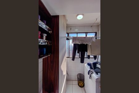 Apartamento à venda com 60m², 2 quartos e 1 vagaÁrea de Serviço