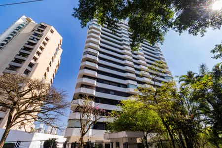 Apartamento à venda com 185m², 4 quartos e 3 vagas Apartamento à venda com 185m², 4 quartos e 3 vagasFachada