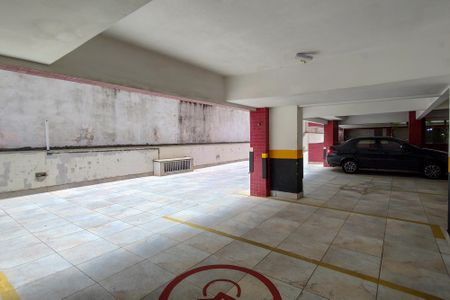 Apartamento para alugar com 74m², 2 quartos e 1 vaga Apartamento para alugar com 74m², 2 quartos e 1 vagaGaragem