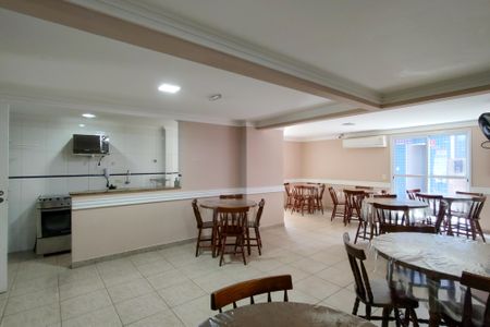Apartamento para alugar com 74m², 2 quartos e 1 vaga Apartamento para alugar com 74m², 2 quartos e 1 vagaÁrea comum - Salão de festas
