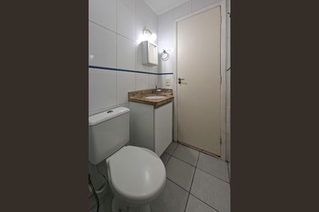 Apartamento para alugar com 74m², 2 quartos e 1 vaga Apartamento para alugar com 74m², 2 quartos e 1 vagaBanheiro da Suíte