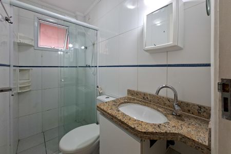 Apartamento para alugar com 74m², 2 quartos e 1 vaga Apartamento para alugar com 74m², 2 quartos e 1 vagaBanheiro da Suíte