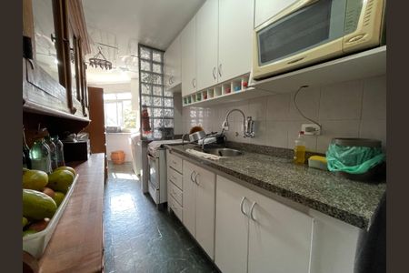 Apartamento à venda com 70m², 3 quartos e 2 vagas Apartamento à venda com 70m², 3 quartos e 2 vagasCozinha