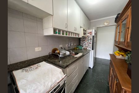 Apartamento à venda com 70m², 3 quartos e 2 vagas Apartamento à venda com 70m², 3 quartos e 2 vagasCozinha