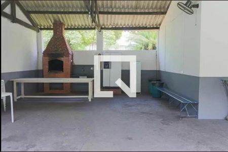Apartamento à venda com 70m², 3 quartos e 2 vagas Apartamento à venda com 70m², 3 quartos e 2 vagasÁrea comum - Churrasqueira