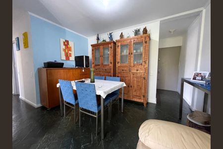 Apartamento à venda com 70m², 3 quartos e 2 vagas Apartamento à venda com 70m², 3 quartos e 2 vagasSala