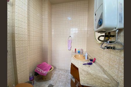 Apartamento à venda com 60m², 2 quartos e 1 vaga Apartamento à venda com 60m², 2 quartos e 1 vagaBanheiro