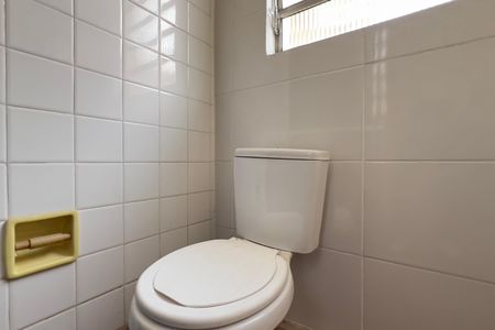 Casa à venda com 160m², 2 quartos e 1 vaga Casa à venda com 160m², 2 quartos e 1 vagaBanheiro da Suíte