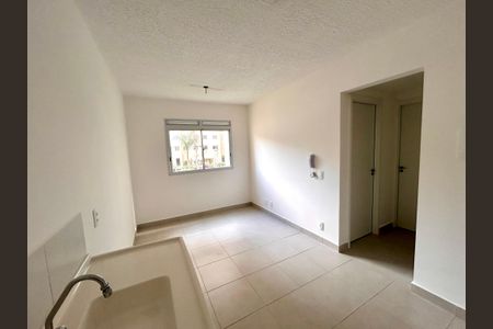 Apartamento à venda com 33m², 2 quartos e sem vaga Apartamento à venda com 33m², 2 quartos e sem vaga Área de Serviço