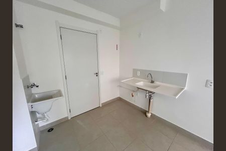 Apartamento à venda com 33m², 2 quartos e sem vaga Apartamento à venda com 33m², 2 quartos e sem vagaCozinha