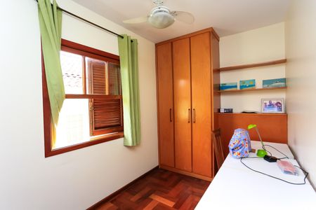 Casa à venda com 210m², 3 quartos e 5 vagasSuíte 1