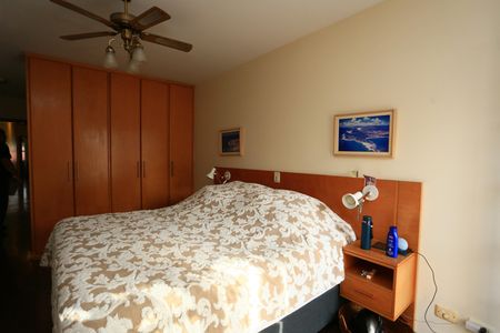 Casa à venda com 210m², 3 quartos e 5 vagasSuíte 3