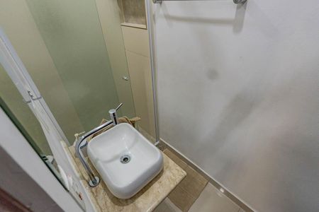 Apartamento à venda com 350m², 5 quartos e 3 vagasBanheiro da Kitnet 2