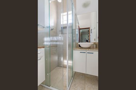 Apartamento à venda com 350m², 5 quartos e 3 vagasBanheiro da Kitnet 4