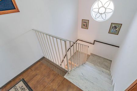 Apartamento à venda com 350m², 5 quartos e 3 vagasEscada