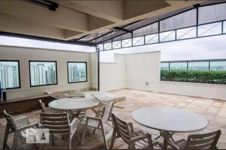 Apartamento à venda com 68m², 2 quartos e 1 vagaÁrea comum