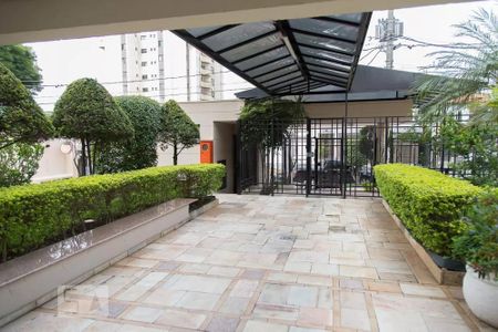 Apartamento à venda com 68m², 2 quartos e 1 vagaÁrea comum