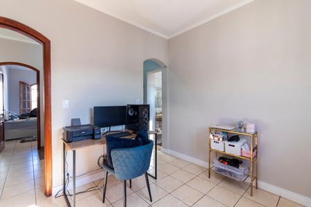 Casa à venda com 200m², 2 quartos e 2 vagas Casa à venda com 200m², 2 quartos e 2 vagasSuíte 2