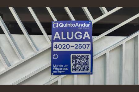 Casa à venda com 200m², 2 quartos e 2 vagas Casa à venda com 200m², 2 quartos e 2 vagasPlaca