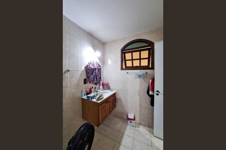 Casa à venda com 390m², 4 quartos e 3 vagas Casa à venda com 390m², 4 quartos e 3 vagasBanheiro da Suíte 2