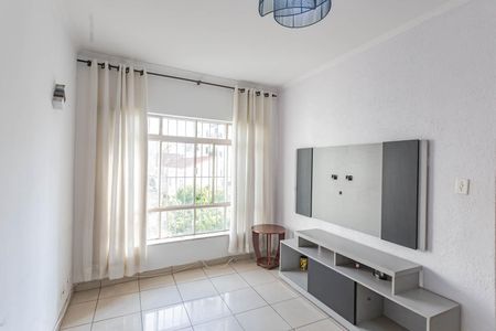 Apartamento para alugar com 65m², 2 quartos e sem vagaSala