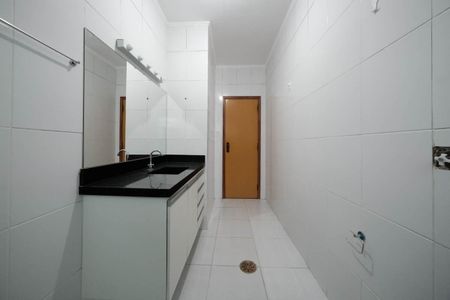 Casa à venda com 250m², 2 quartos e 2 vagasBanheiro 1