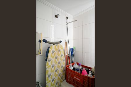 Apartamento à venda com 105m², 3 quartos e 2 vagas Apartamento à venda com 105m², 3 quartos e 2 vagasBanheiro de Serviço