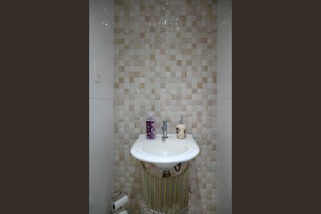 Apartamento à venda com 105m², 3 quartos e 2 vagas Apartamento à venda com 105m², 3 quartos e 2 vagasLavabo