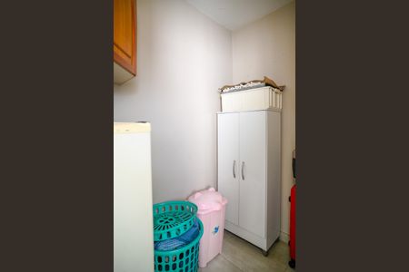 Apartamento à venda com 105m², 3 quartos e 2 vagas Apartamento à venda com 105m², 3 quartos e 2 vagasQuarto de Serviço