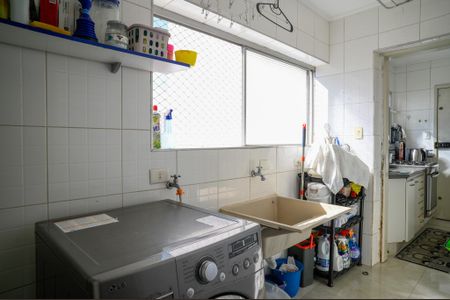 Apartamento à venda com 105m², 3 quartos e 2 vagas Apartamento à venda com 105m², 3 quartos e 2 vagasÁrea de Serviço