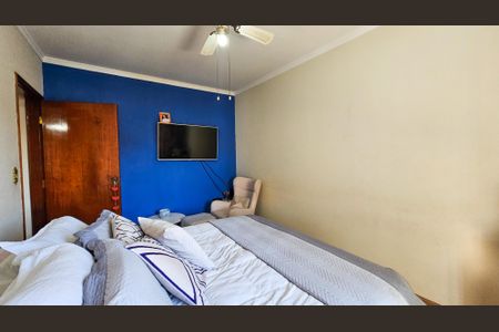 Casa à venda com 160m², 3 quartos e 2 vagas Casa à venda com 160m², 3 quartos e 2 vagasQuarto 2