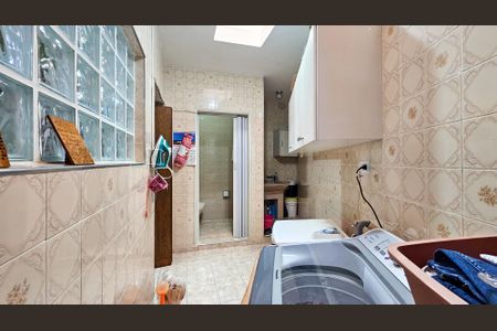 Casa à venda com 160m², 3 quartos e 2 vagas Casa à venda com 160m², 3 quartos e 2 vagasÁrea de Serviço