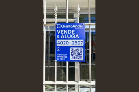Casa à venda com 160m², 3 quartos e 2 vagas Casa à venda com 160m², 3 quartos e 2 vagasPlaca