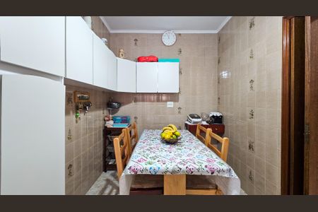 Casa à venda com 160m², 3 quartos e 2 vagas Casa à venda com 160m², 3 quartos e 2 vagasCozinha