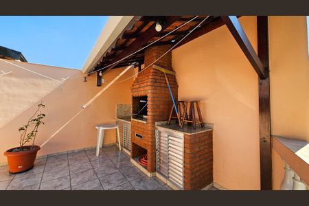 Casa à venda com 160m², 3 quartos e 2 vagas Casa à venda com 160m², 3 quartos e 2 vagasChurrasqueira