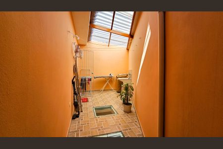 Casa à venda com 160m², 3 quartos e 2 vagas Casa à venda com 160m², 3 quartos e 2 vagasÁrea de Serviço 2